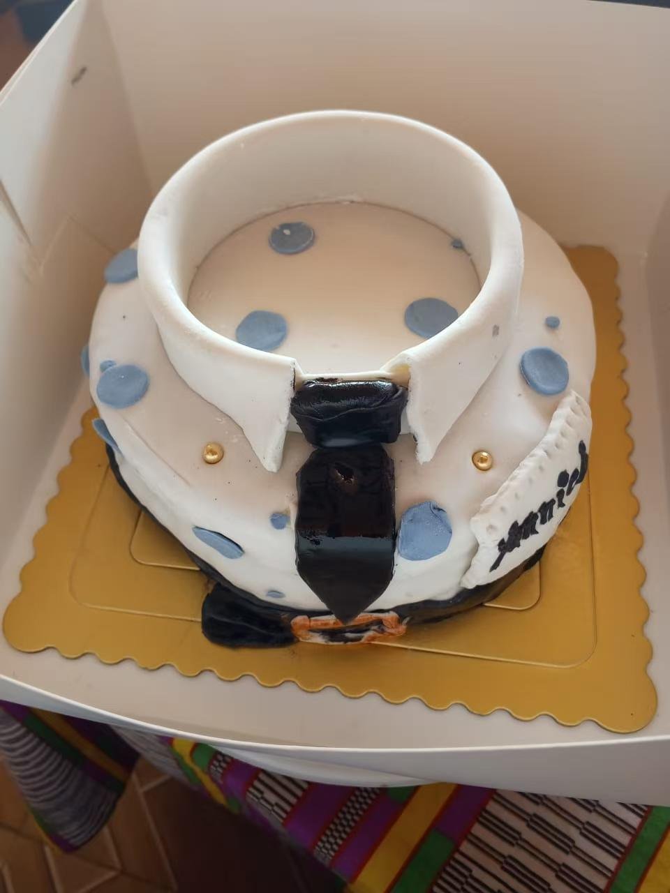 Gâteau décor chemise et cravate